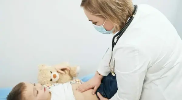 Skuteczne metody odrobaczania – naturalne i farmakologiczne sposoby